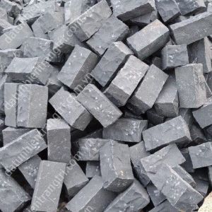 ĐÁ CÂY BAZAN ĐEN