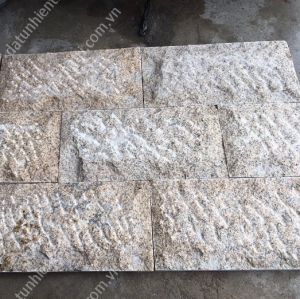 ĐÁ BÓC LỒI VÀNG