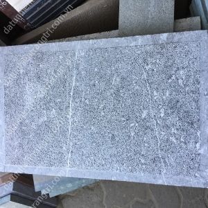 ĐÁ BĂM XÁM 30x60 CM