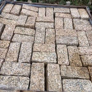 ĐÁ CUBIC CÂY NỔ VÀNG BÌNH ĐỊNH