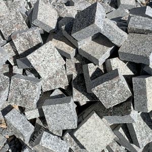 ĐÁ TÍM HOA CÀ BÓC MẶT 10X10X5CM