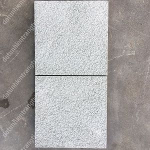ĐÁ SA THẠCH BĂM 15X15CM