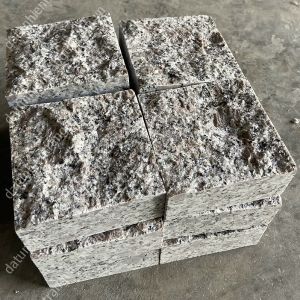 ĐÁ CUBIC HỒNG GIA LAI LỘT MẶT 10X10X5CM